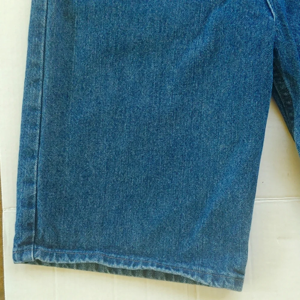 WRANGLER Classic 5 pocket Relaxed Fit Jean Shorts. Sz 34 Tall. 2 PAIRS!